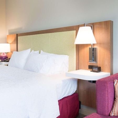 Hampton Inn And Suites Fayetteville, Nc Экстерьер фото